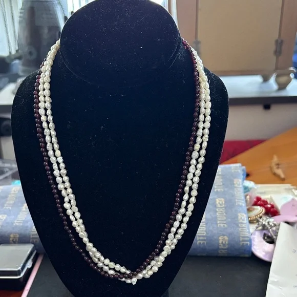 Vintage Three -Strand White Rice Pearl and Garnet Bead Necklace - Picture 2 of 9